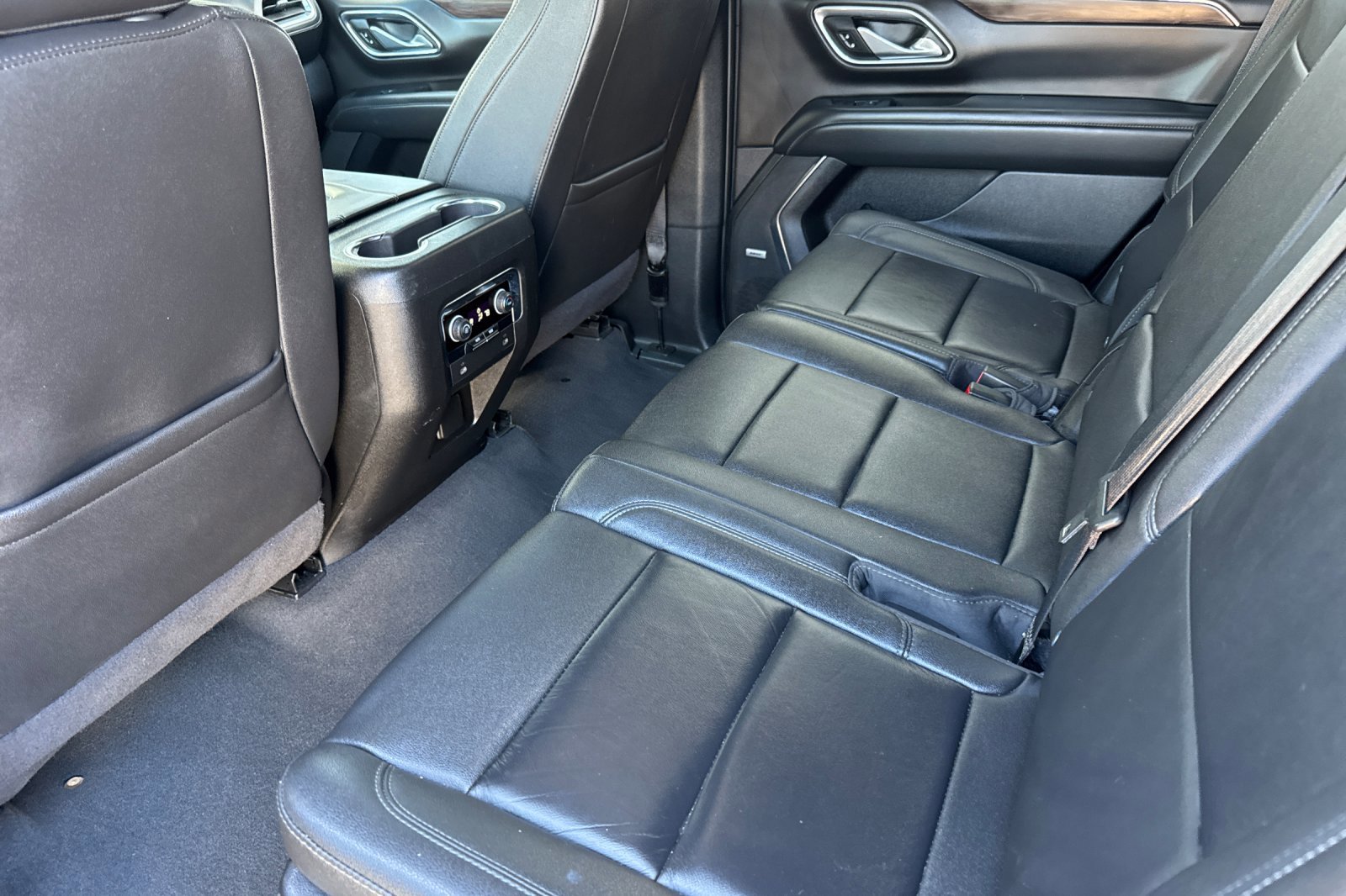 Used 2024 Chevrolet Tahoe LT image 15