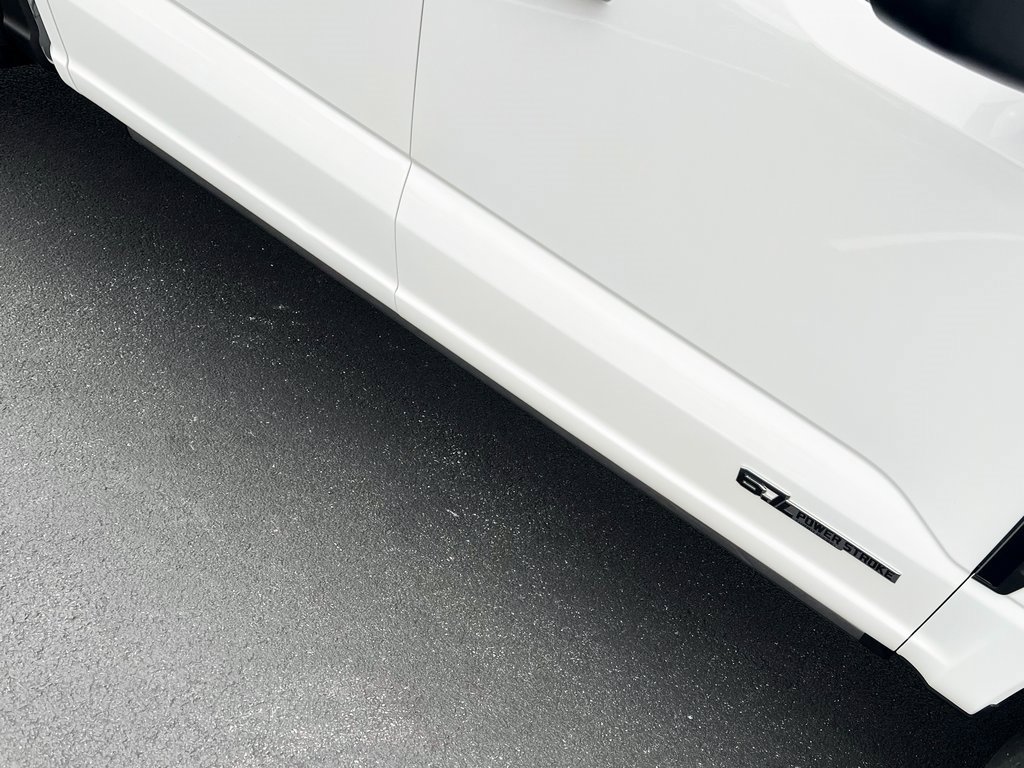 Used 2025 Ford F250 Platinum image 18