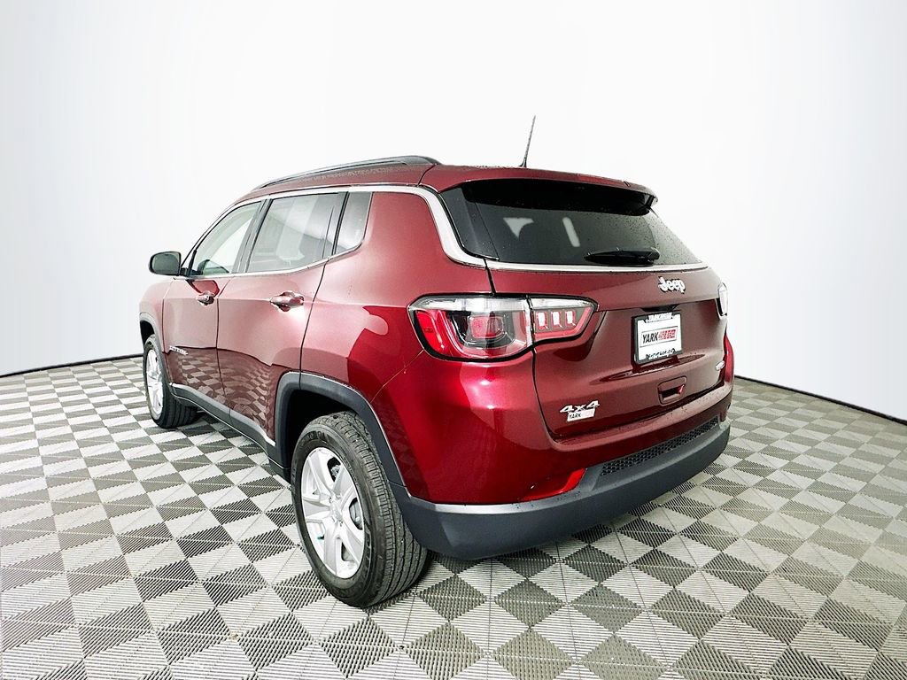 Certified 2022 Jeep Compass Latitude image 7
