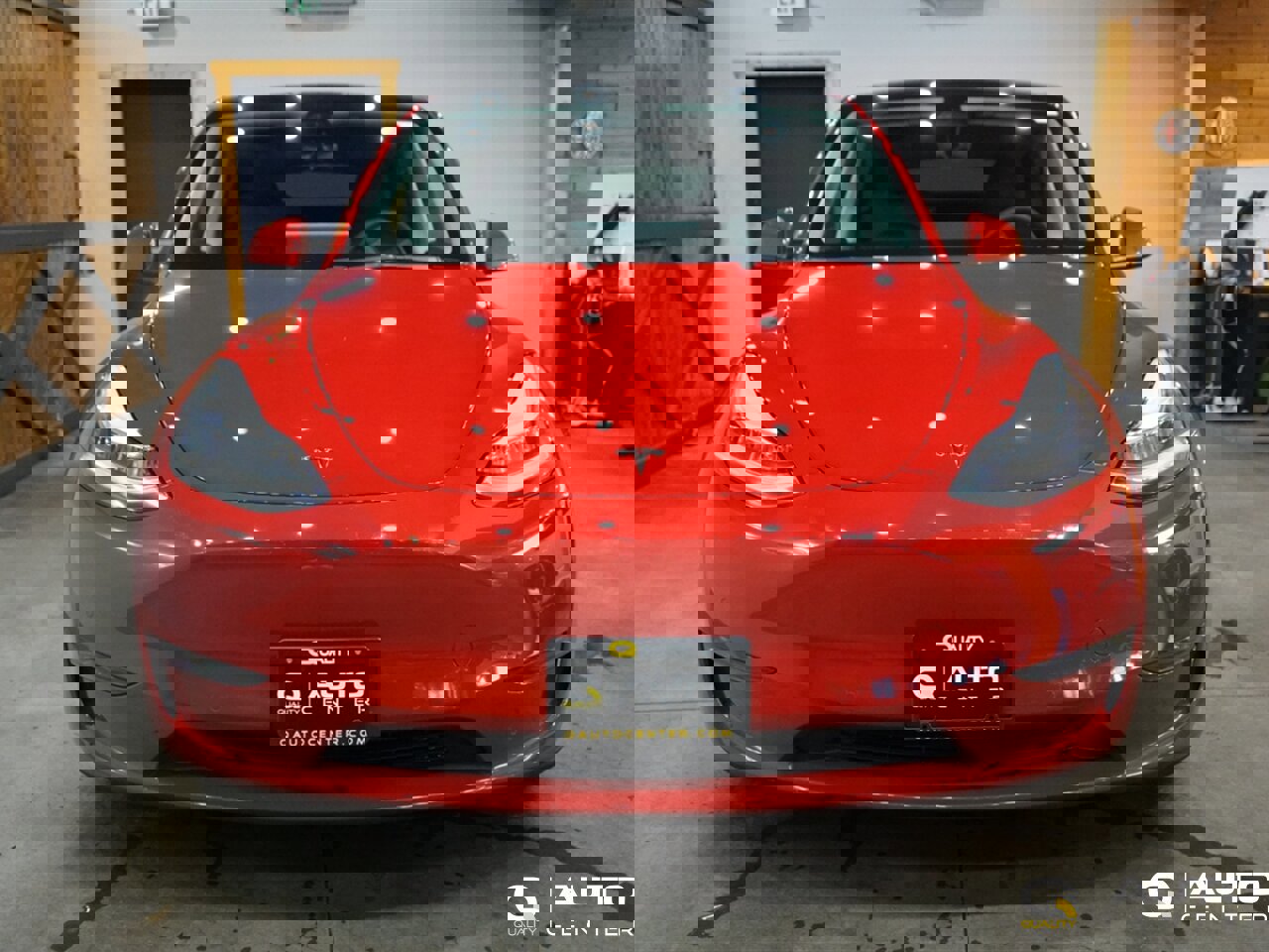 Used 2021 Tesla Model Y Long Range image 2