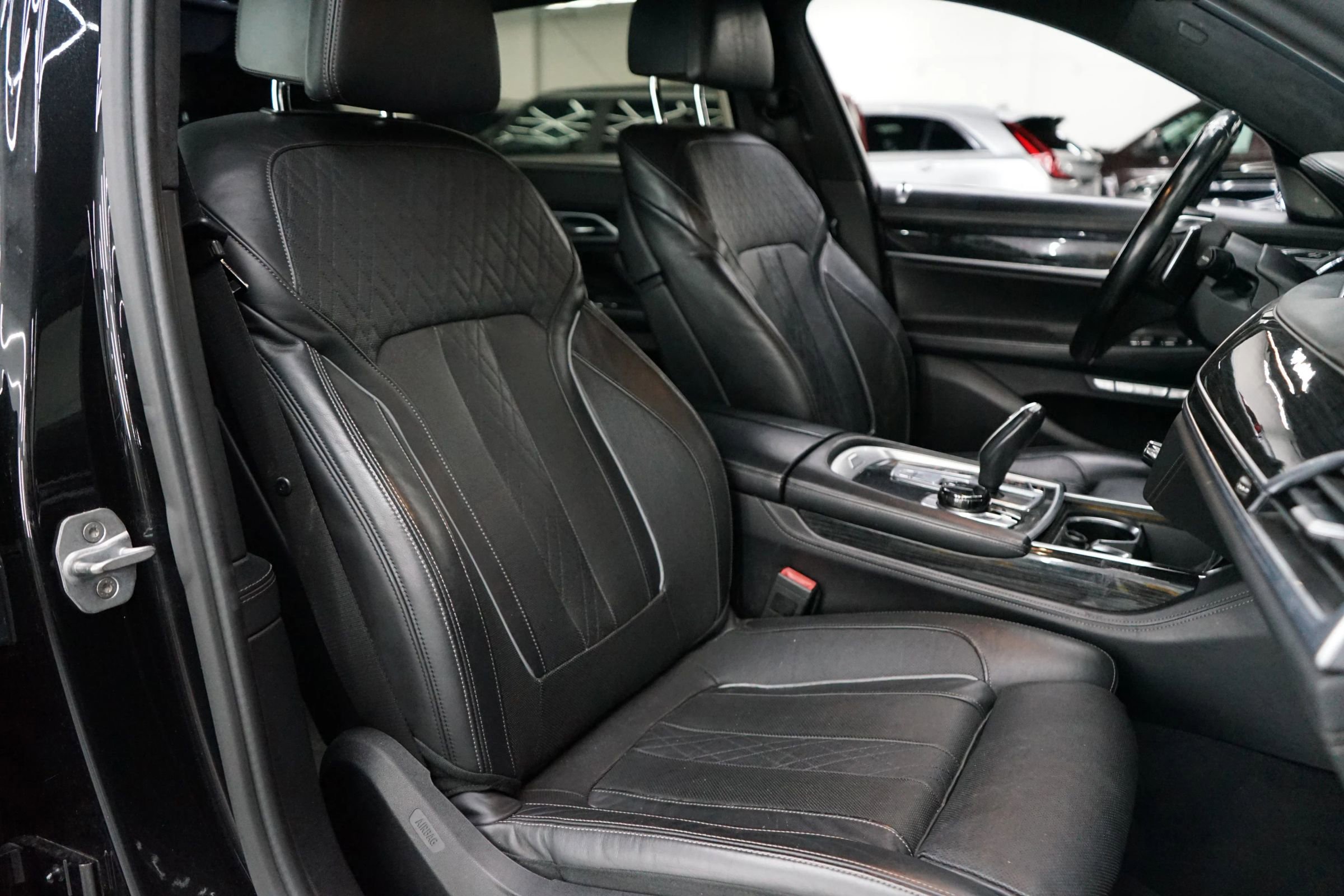 Used 2016 BMW 750i xDrive image 15