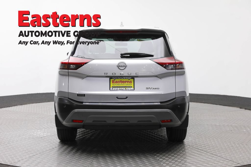 Used 2023 Nissan Rogue SV AWD/4WD image 6