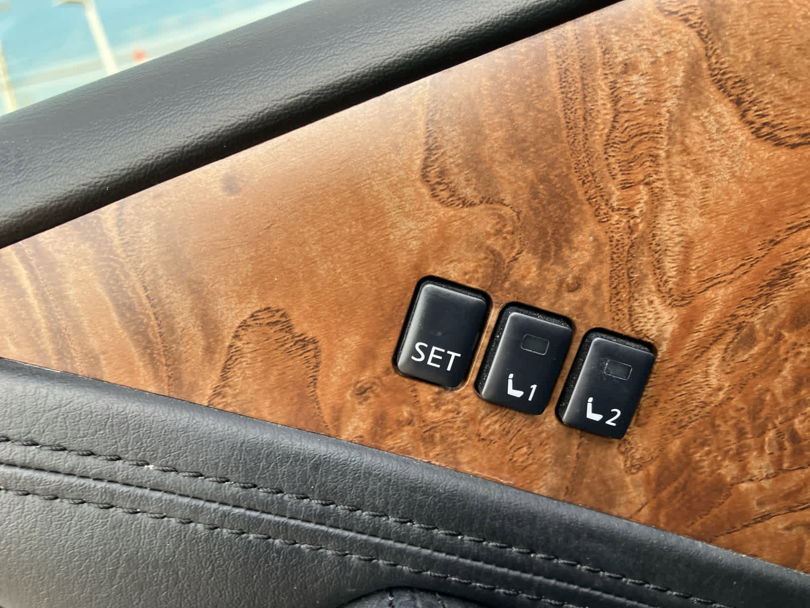 Used 2024 Nissan Armada SL w/ Cargo Package image 12