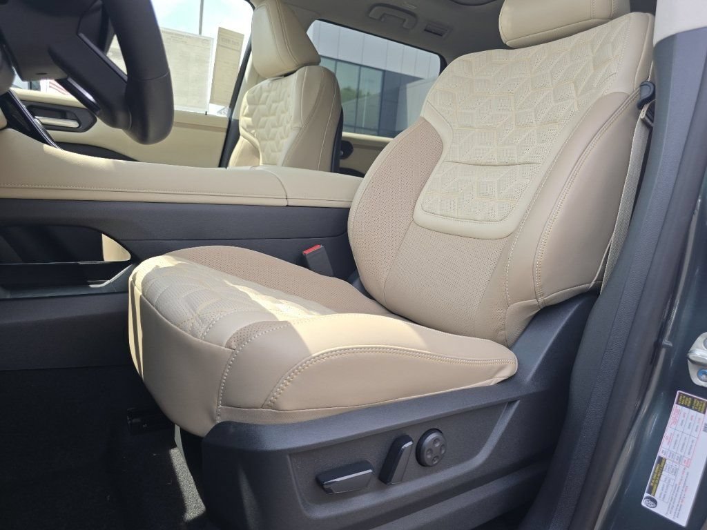 New 2026 Nissan Armada Platinum AWD/4WD image 26