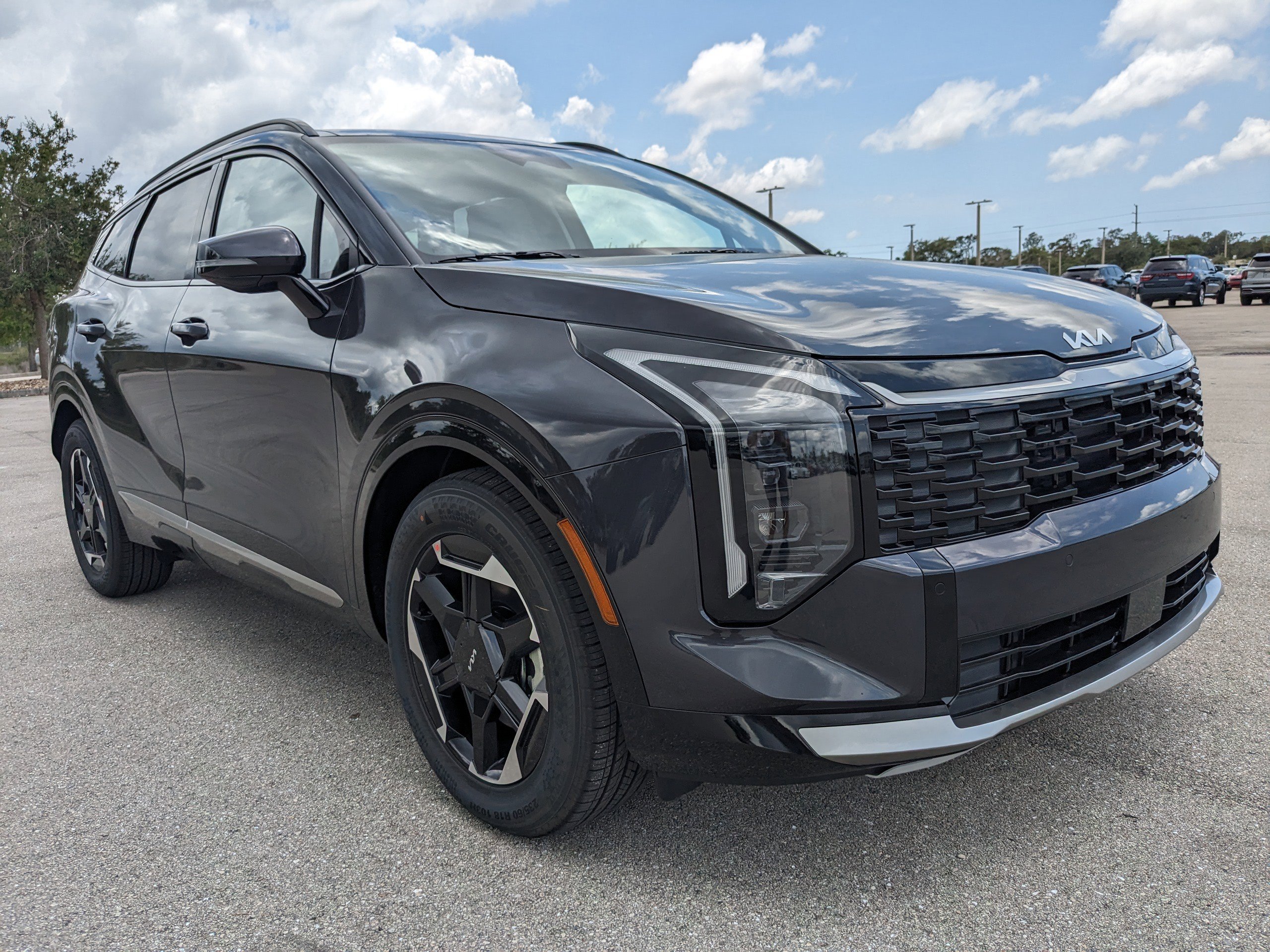New 2026 Kia Sportage SX image 2