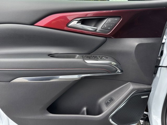 Used 2026 Chevrolet Traverse RS image 9