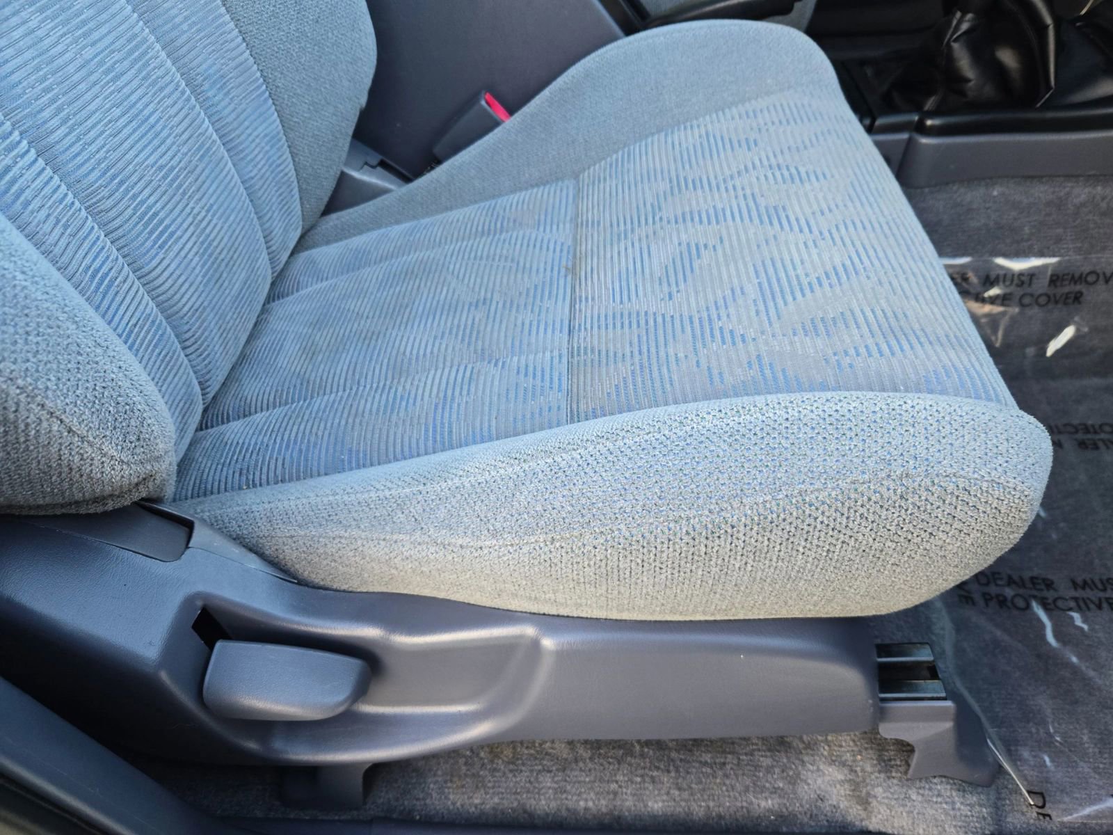 Used 2000 Toyota 4Runner SR5 image 23