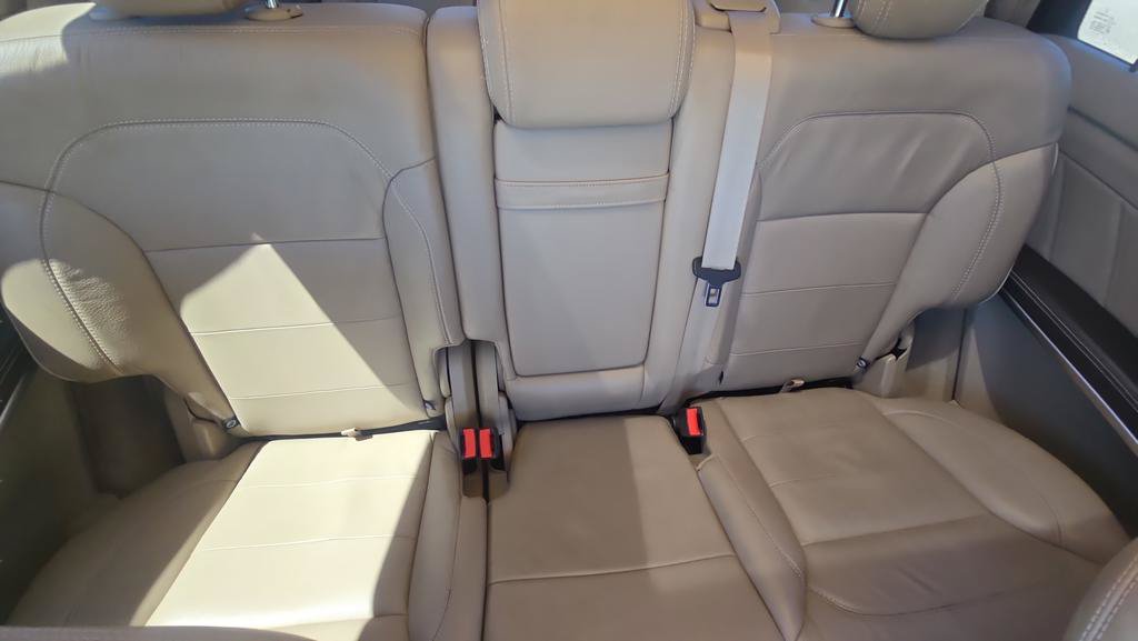 Used 2013 Mercedes-Benz GL 320 BlueTEC 4MATIC image 22
