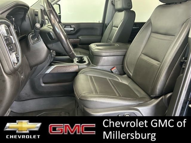 Used 2022 GMC Sierra 3500 Denali image 16
