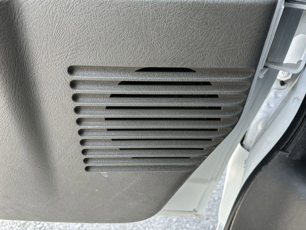 New 2025 Chevrolet Express 3500 w/ Power Convenience Package image 27
