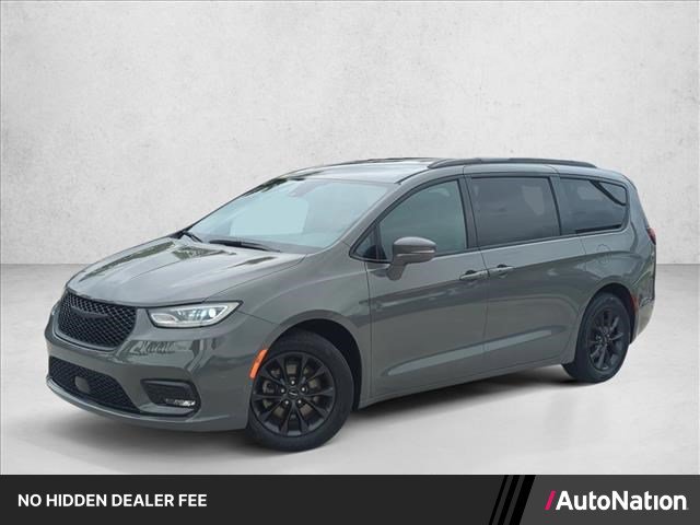 Used 2021 Chrysler Pacifica Touring-L w/ S Appearance Package FWD image 1
