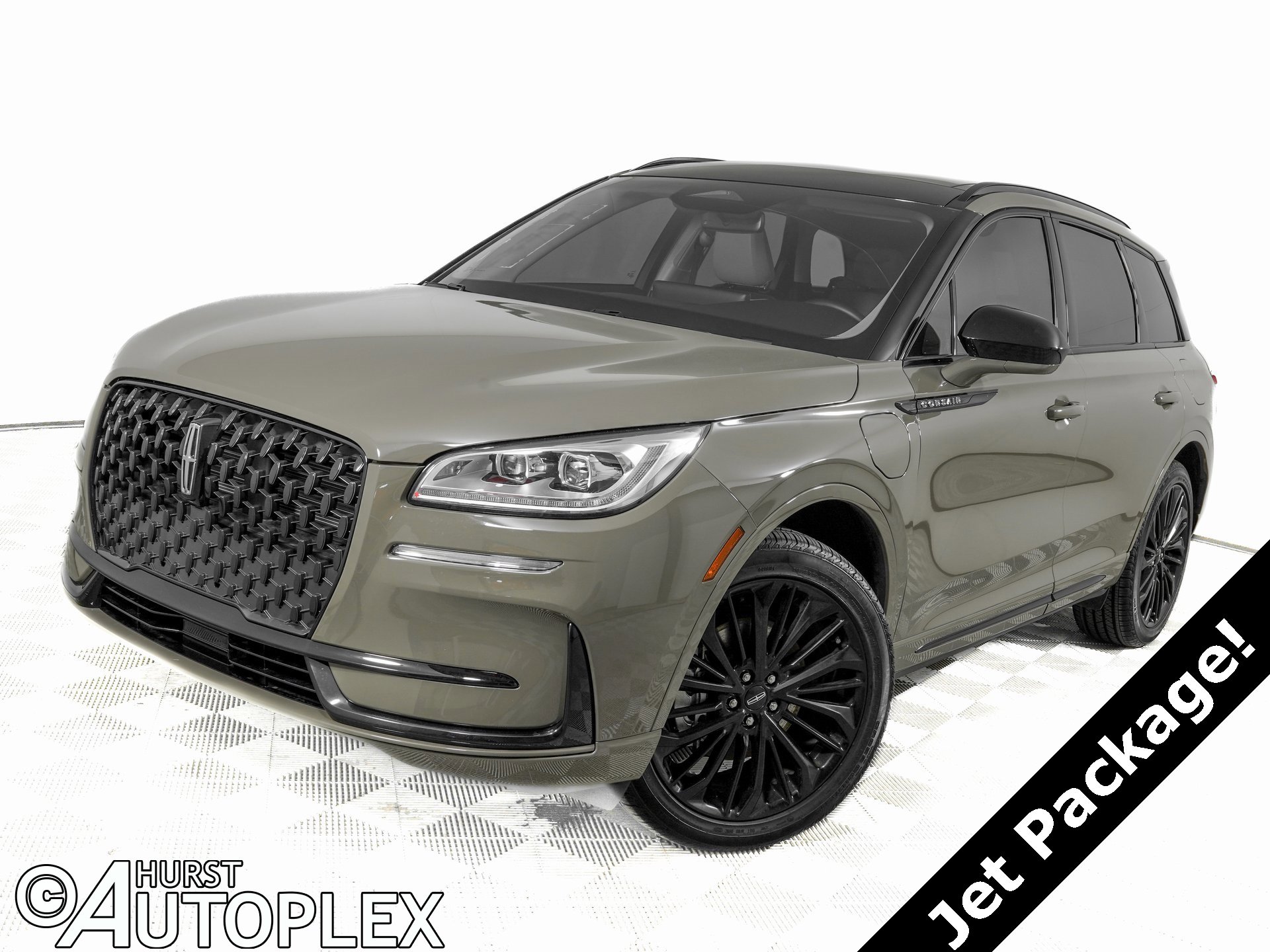 Used 2025 Lincoln Corsair Grand Touring w/ Jet Appearance Package image 1