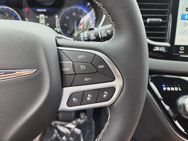 New 2026 Chrysler Voyager LX FWD image 28