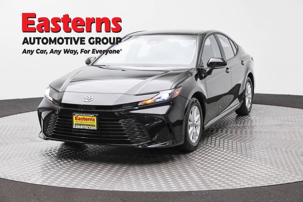 Used 2026 Toyota Camry LE FWD image 1