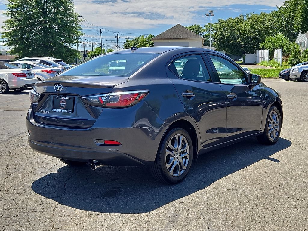 Used 2019 Toyota Yaris LE FWD image 5