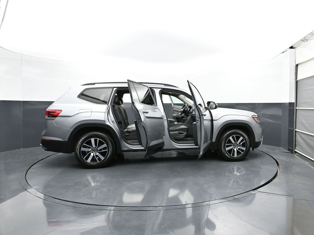 Used 2022 Volkswagen Atlas SE AWD/4WD image 33