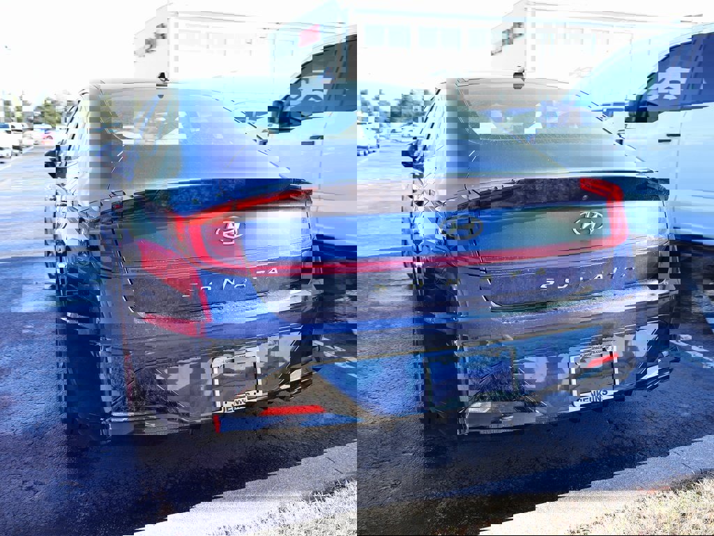 Used 2021 Hyundai Sonata SEL image 16