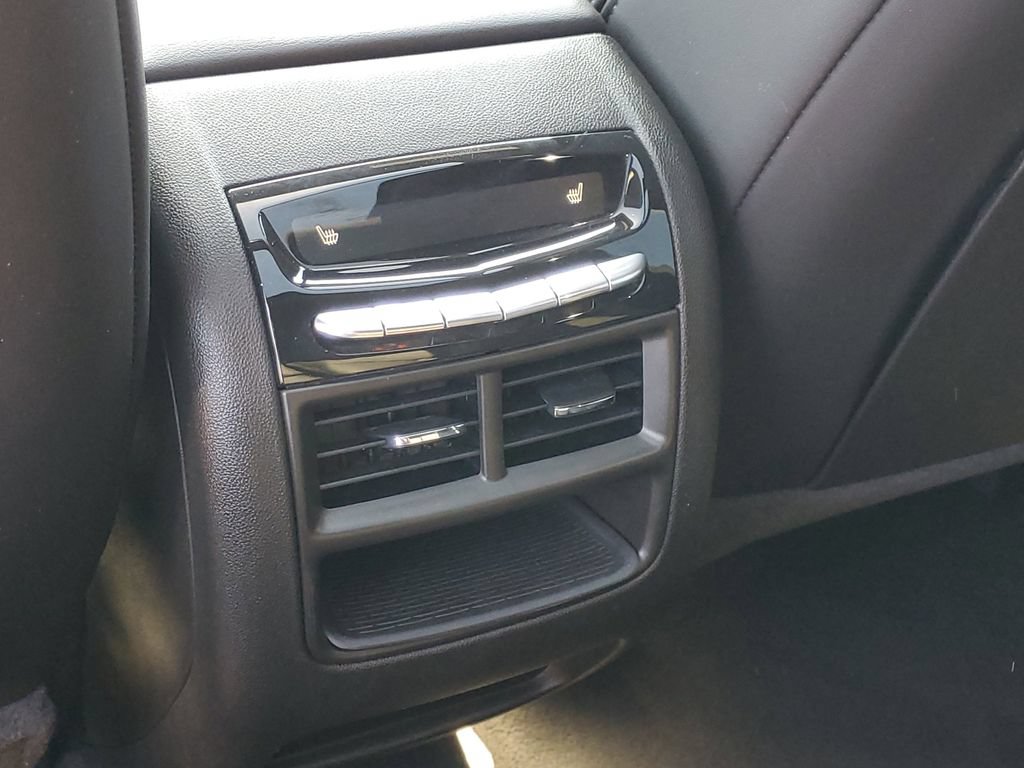 Certified 2024 Cadillac XT5 Sportv AWD/4WD image 12