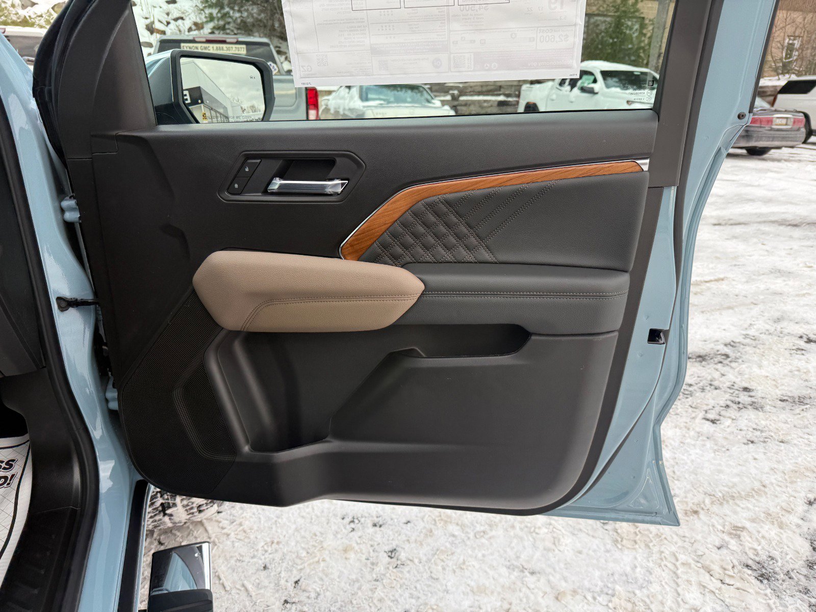 New 2026 GMC Canyon Denali image 23