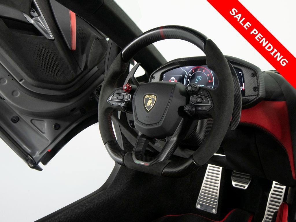 Used 2024 Lamborghini Revuelto AWD/4WD image 34