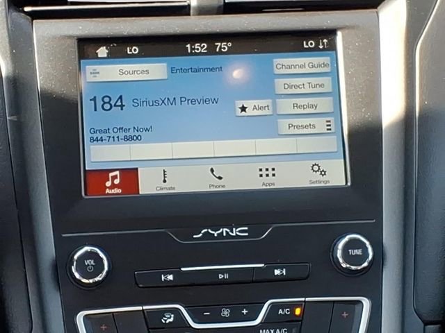 Used 2019 Ford Fusion SE w/ Equipment Group 151A image 16