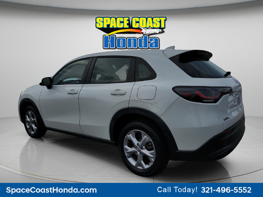 Certified 2024 Honda HR-V LX image 5