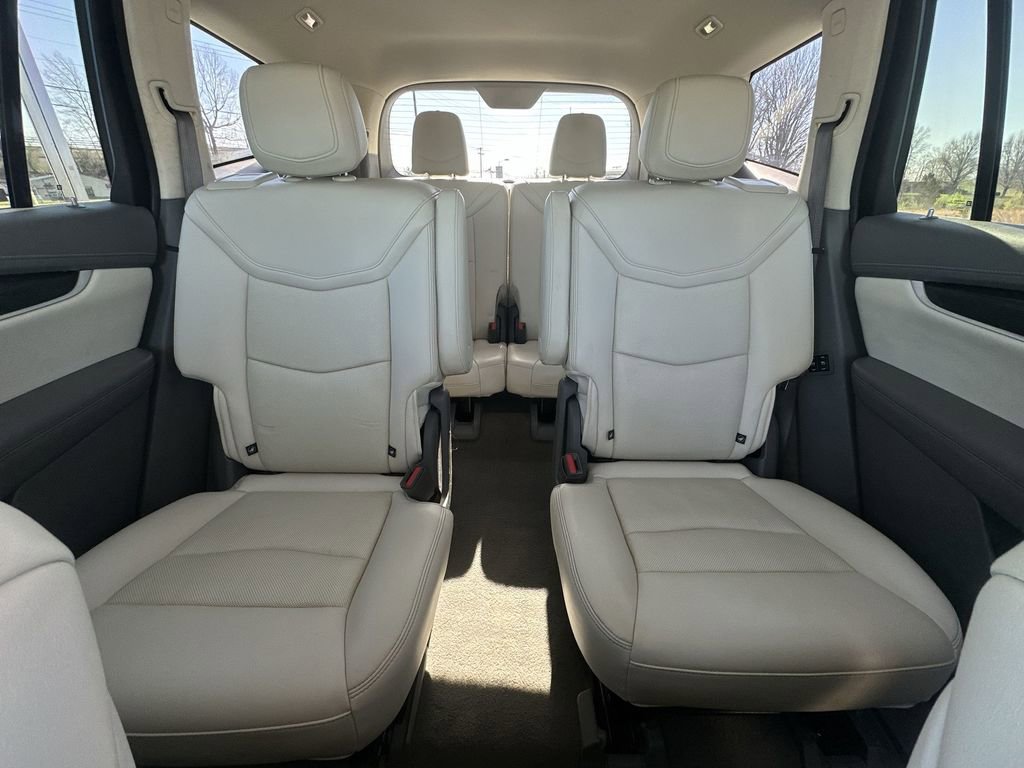 Used 2021 Cadillac XT6 Premium Luxury image 22