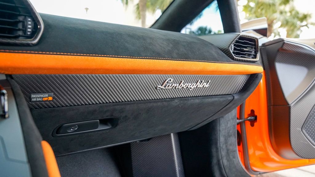Used 2022 Lamborghini Huracan STO image 59