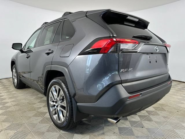 Used 2023 Toyota RAV4 XLE Premium AWD/4WD image 5