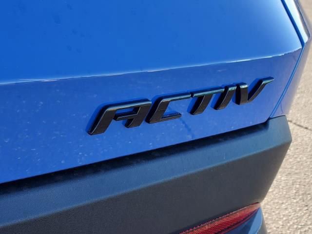 New 2026 Chevrolet Equinox ACTIV w/ Safety and Technology Package image 9