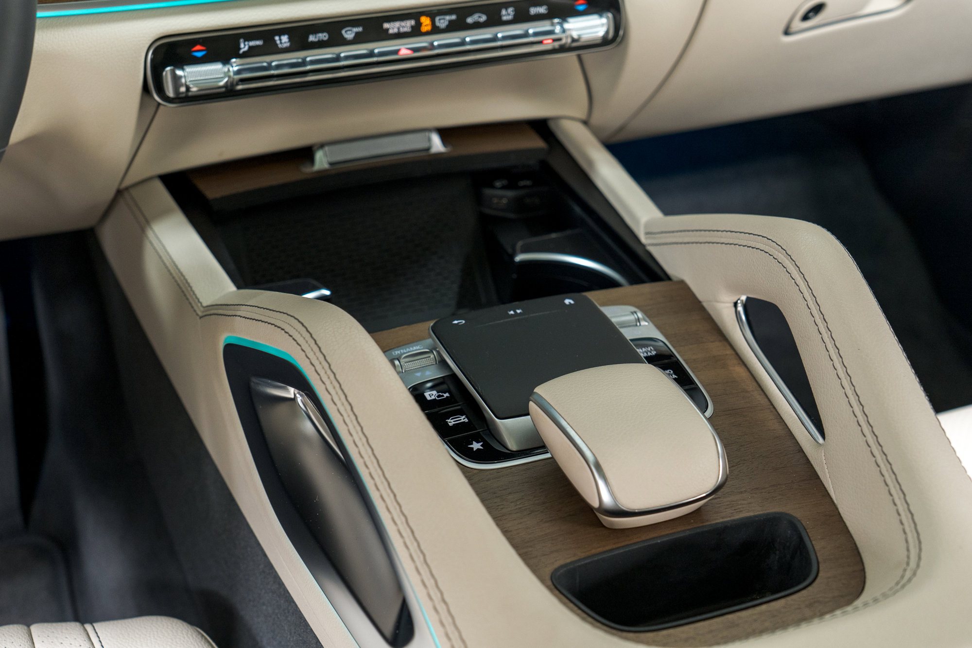 Used 2020 Mercedes-Benz GLE 350 4MATIC image 20