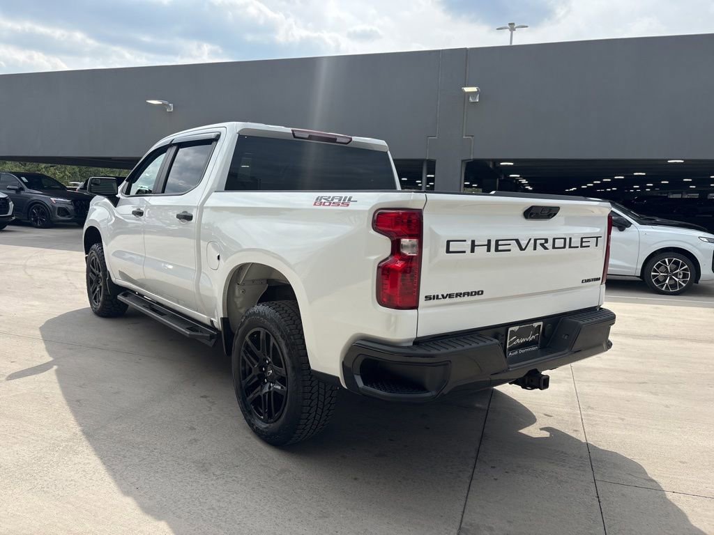 Used 2022 Chevrolet Silverado 1500 Custom Trail Boss w/ LPO, Dark Essentials Package AWD/4WD image 8