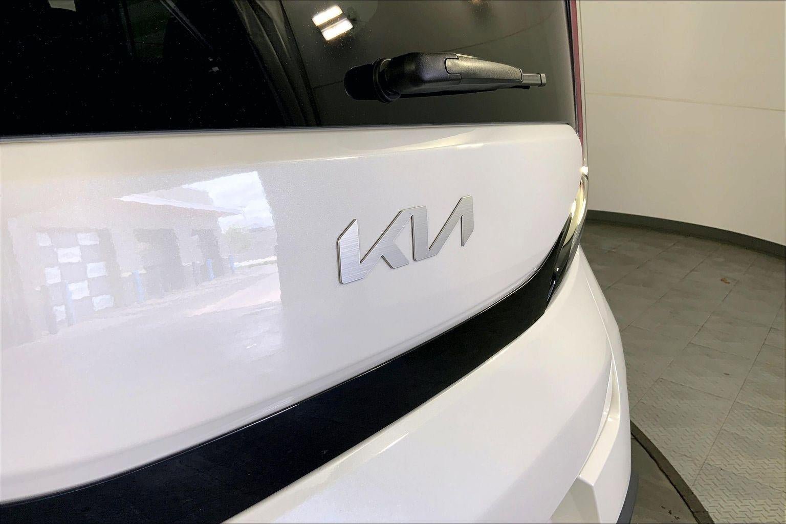 Certified 2025 Kia Soul LX image 29