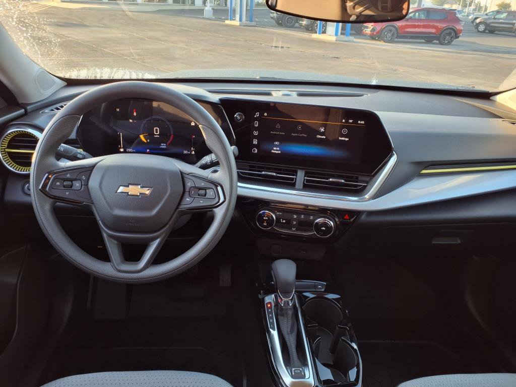 New 2025 Chevrolet Trax LT FWD image 13