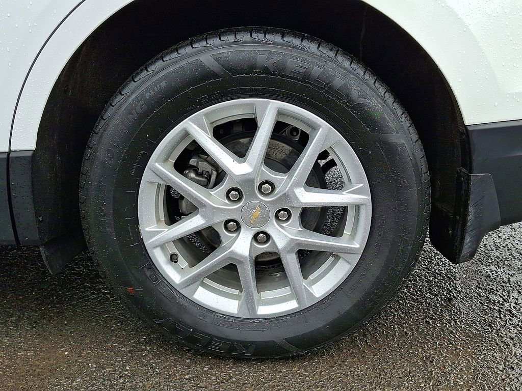 Certified 2023 Chevrolet Equinox LS w/ LPO, Floor Liner Package image 32