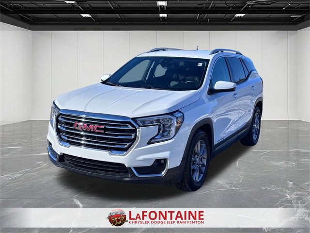 Used 2022 GMC Terrain SLT image 1