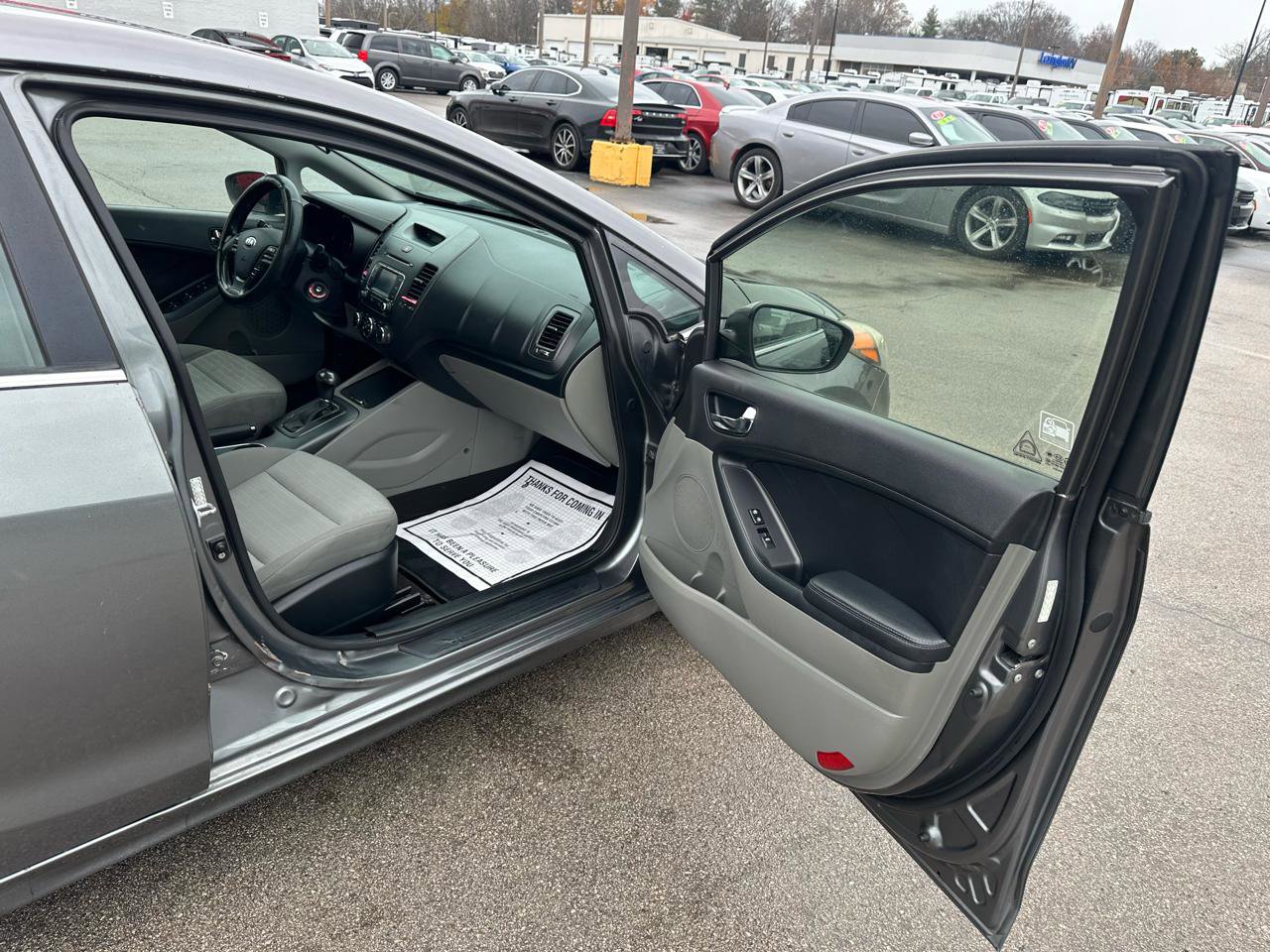 Used 2016 Kia Forte EX FWD image 9
