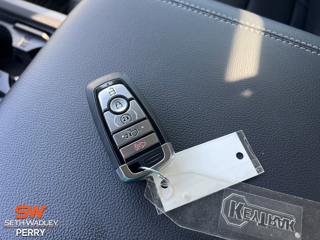 New 2026 Ford F350 Lariat image 24