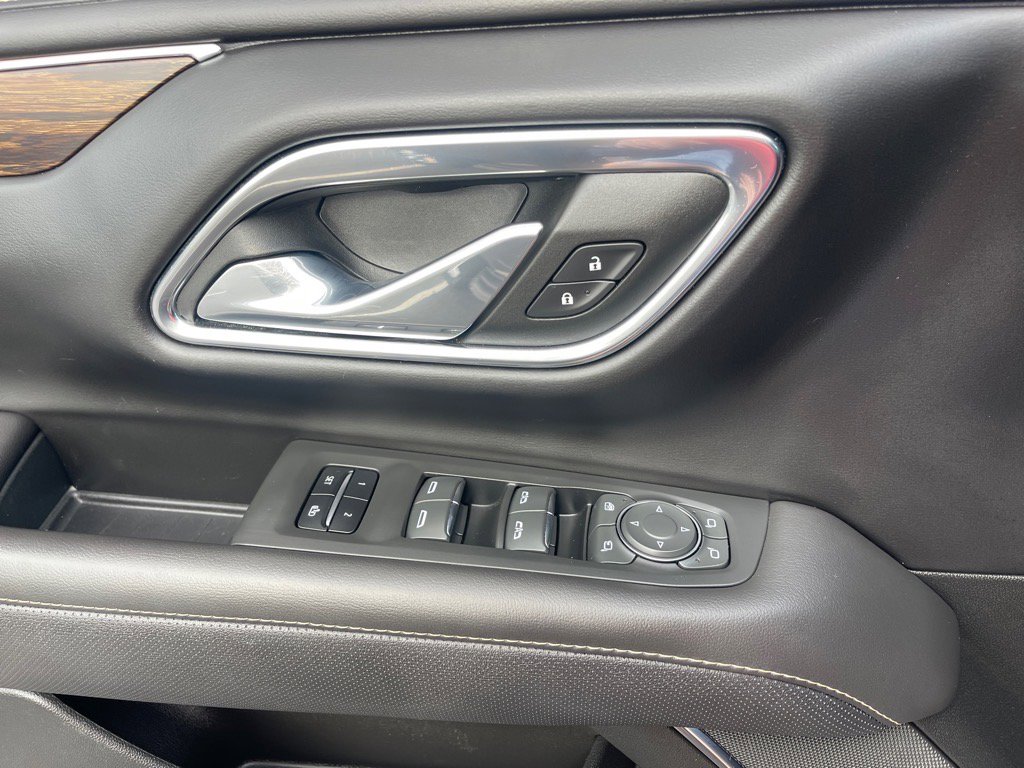 Used 2023 Chevrolet Tahoe Premier image 8