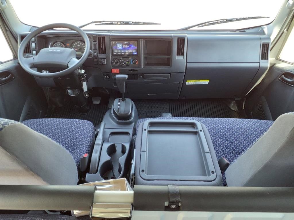 New 2025 Chevrolet Low Cab Forward image 8