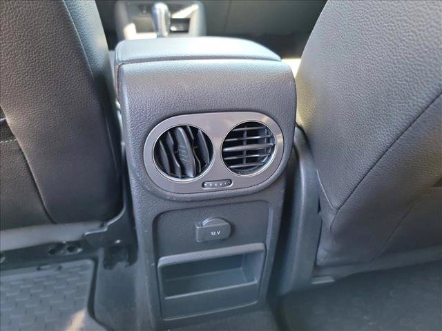 Used 2016 Volkswagen Tiguan S FWD image 19