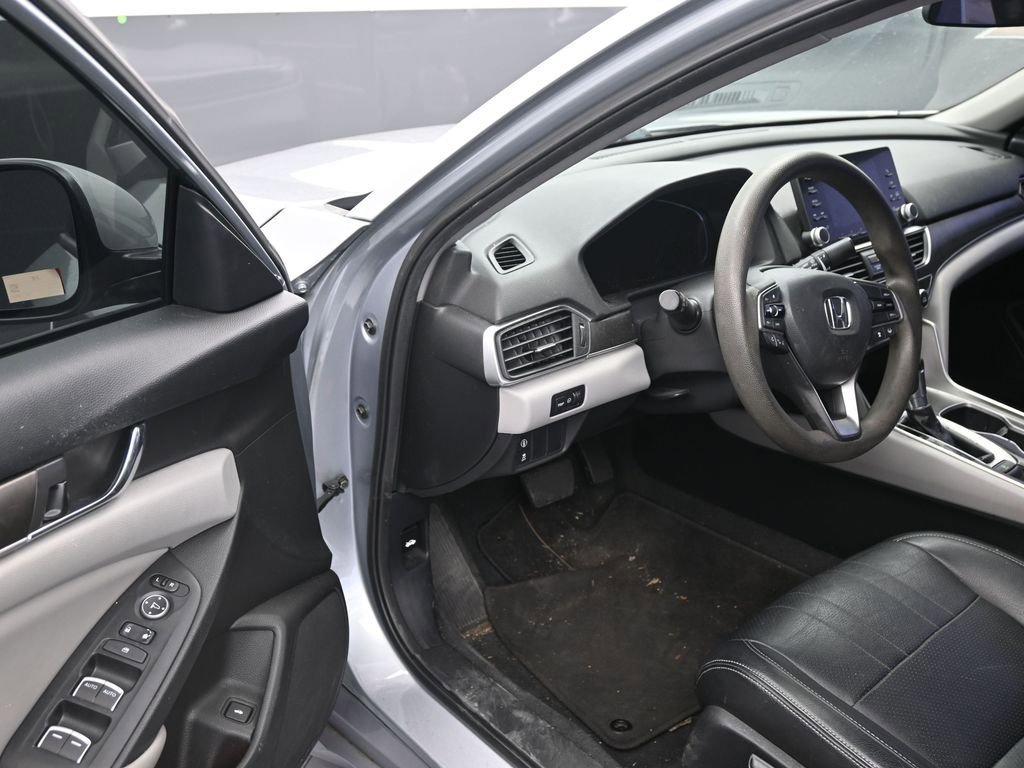 Used 2019 Honda Accord LX image 10