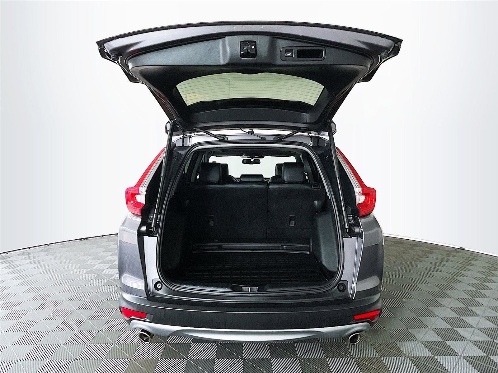 Used 2019 Honda CR-V Touring image 31