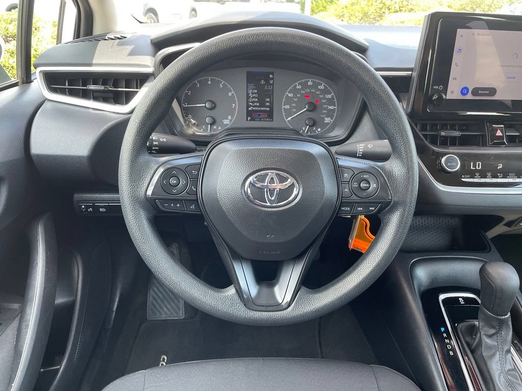 Used 2024 Toyota Corolla LE FWD image 13