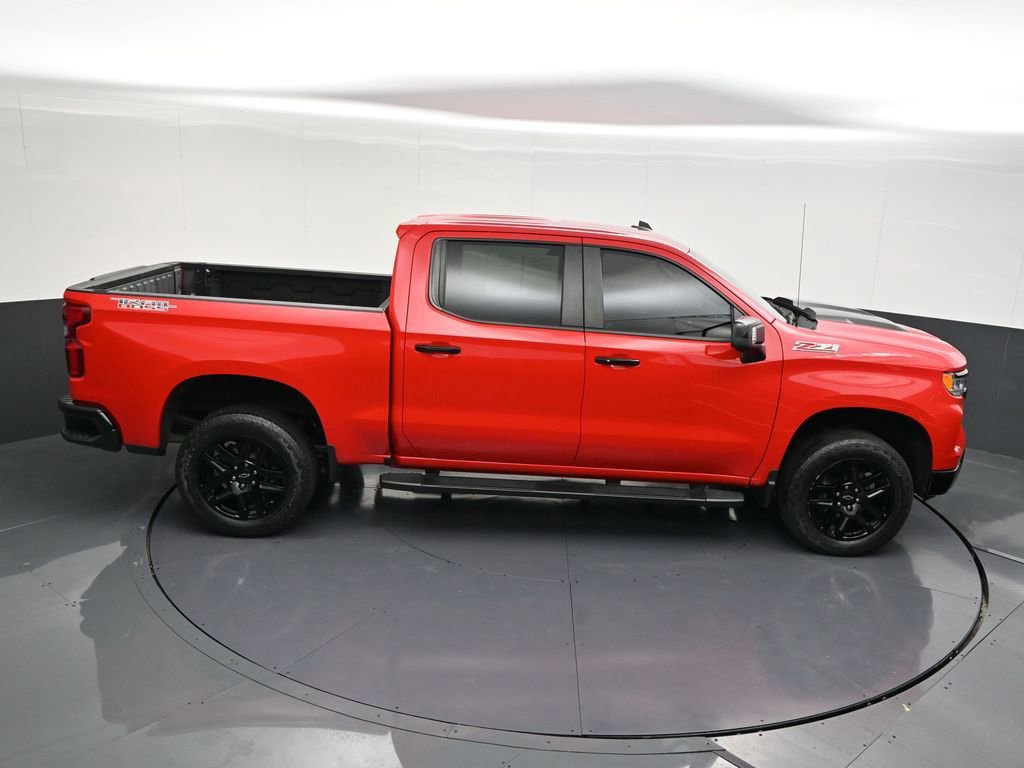 Used 2022 Chevrolet Silverado 1500 LT Trail Boss w/ LT Trail Boss Premium Package image 16
