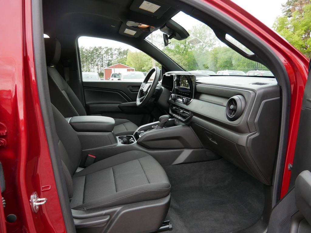 Used 2023 Chevrolet Colorado Trail Boss w/ LPO, Dark Essentials Package AWD/4WD image 8