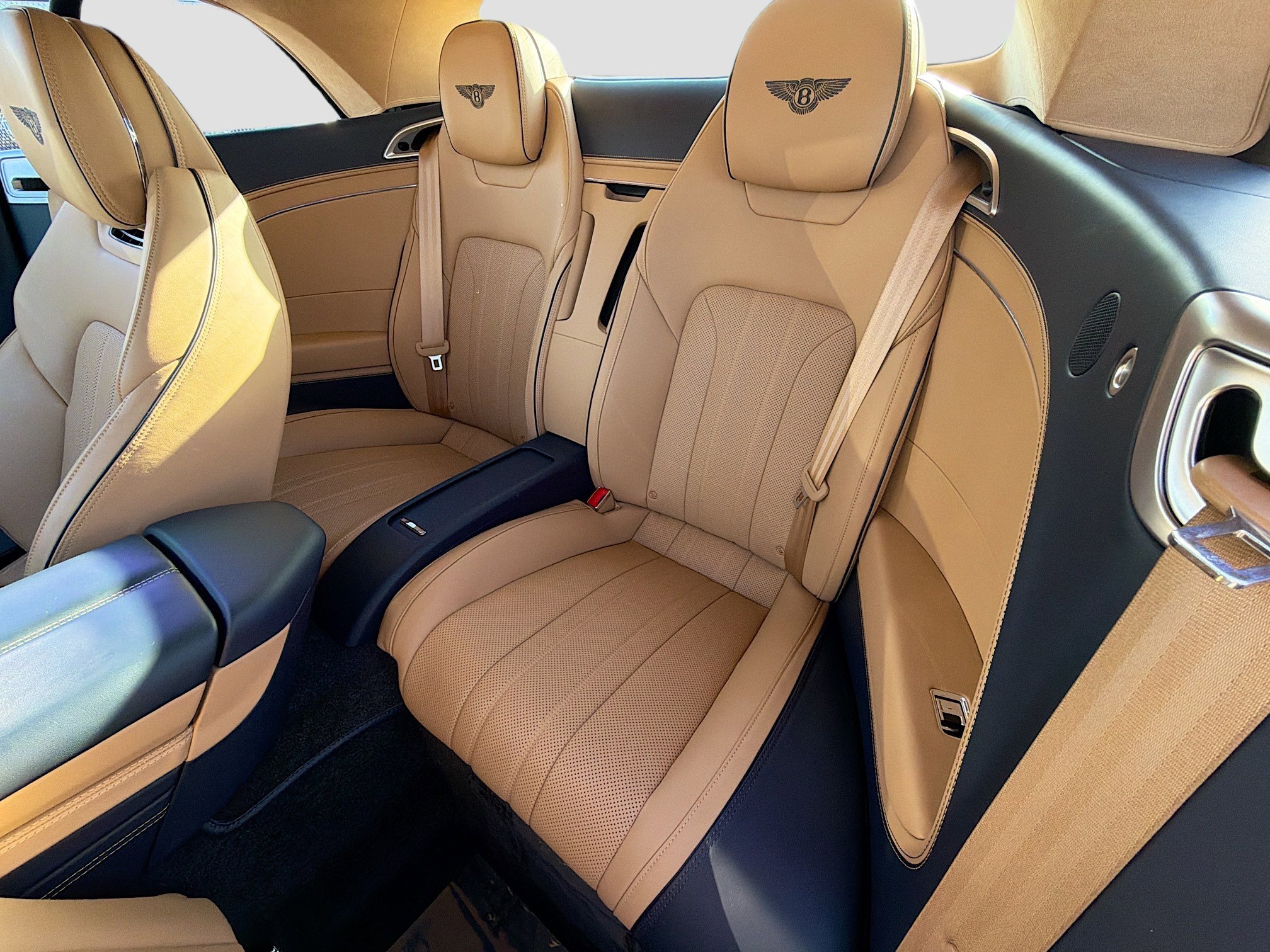 Used 2021 Bentley Continental GT image 20