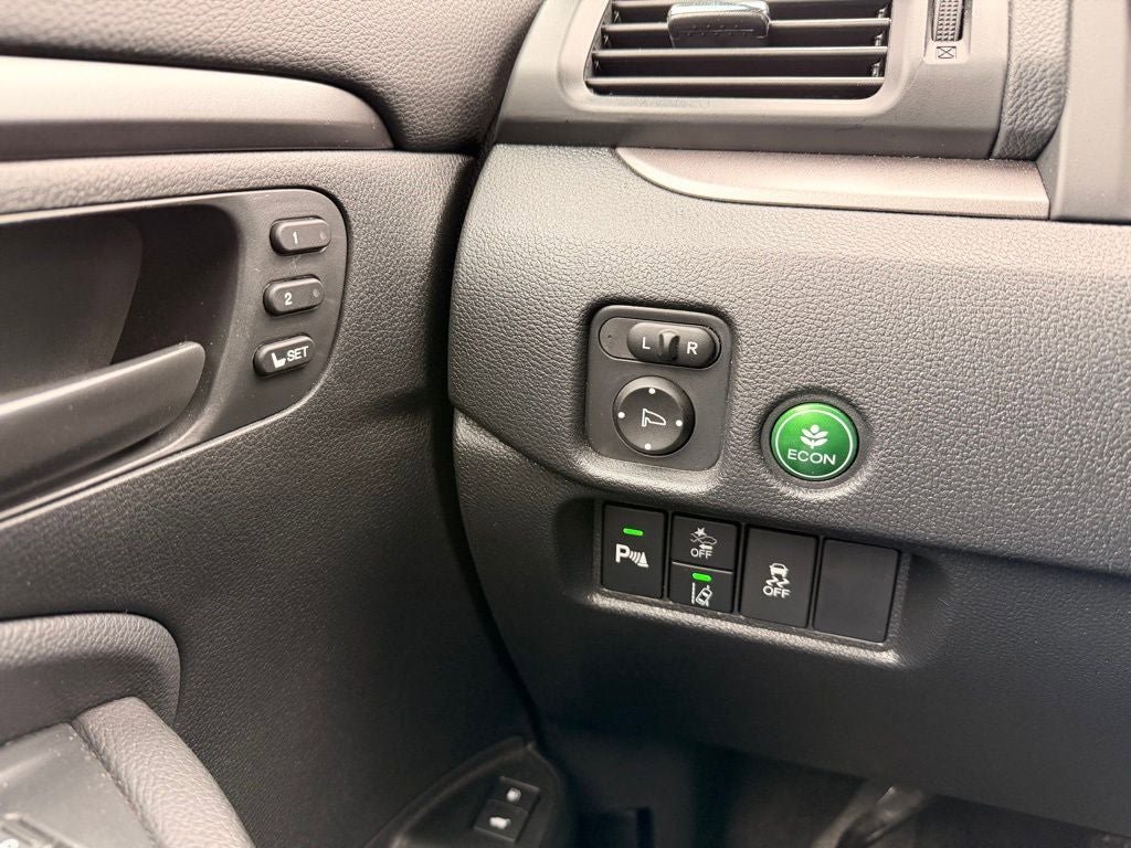 Used 2025 Honda Passport EX-L image 22