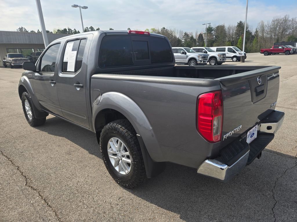 Used 2021 Nissan Frontier SV w/ SV Utility Package image 3