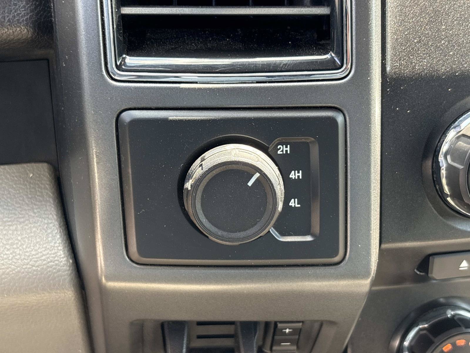 Used 2018 Ford F250 XLT AWD/4WD image 29